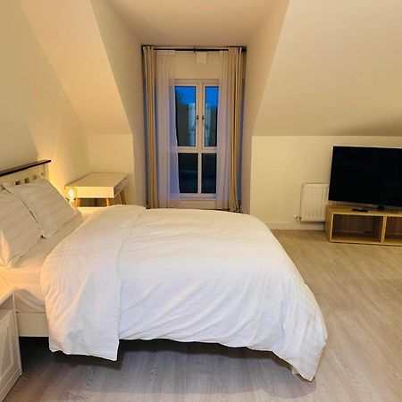 King Room With Ensuite In Dublin Clondalkin Exterior foto